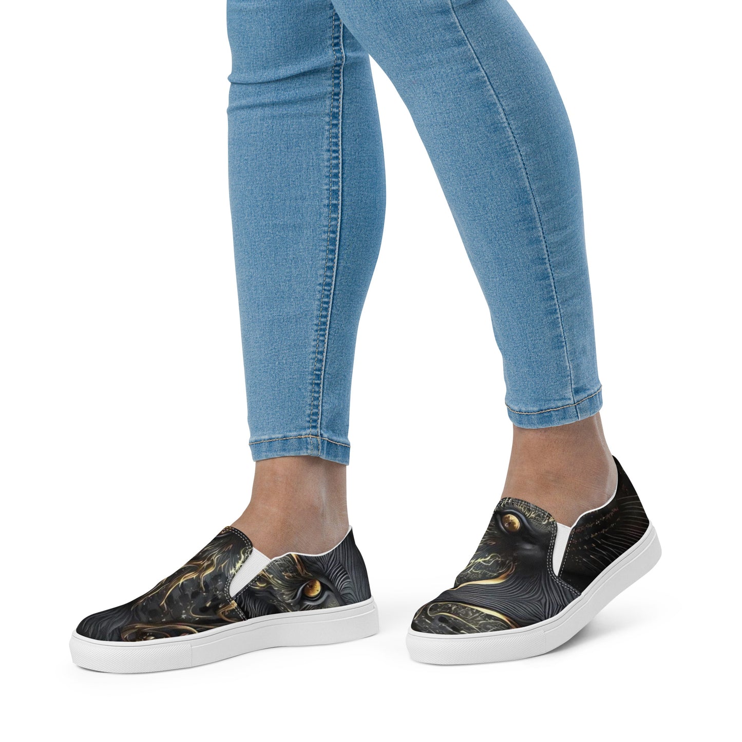 Women’s slip-on canvas shoes